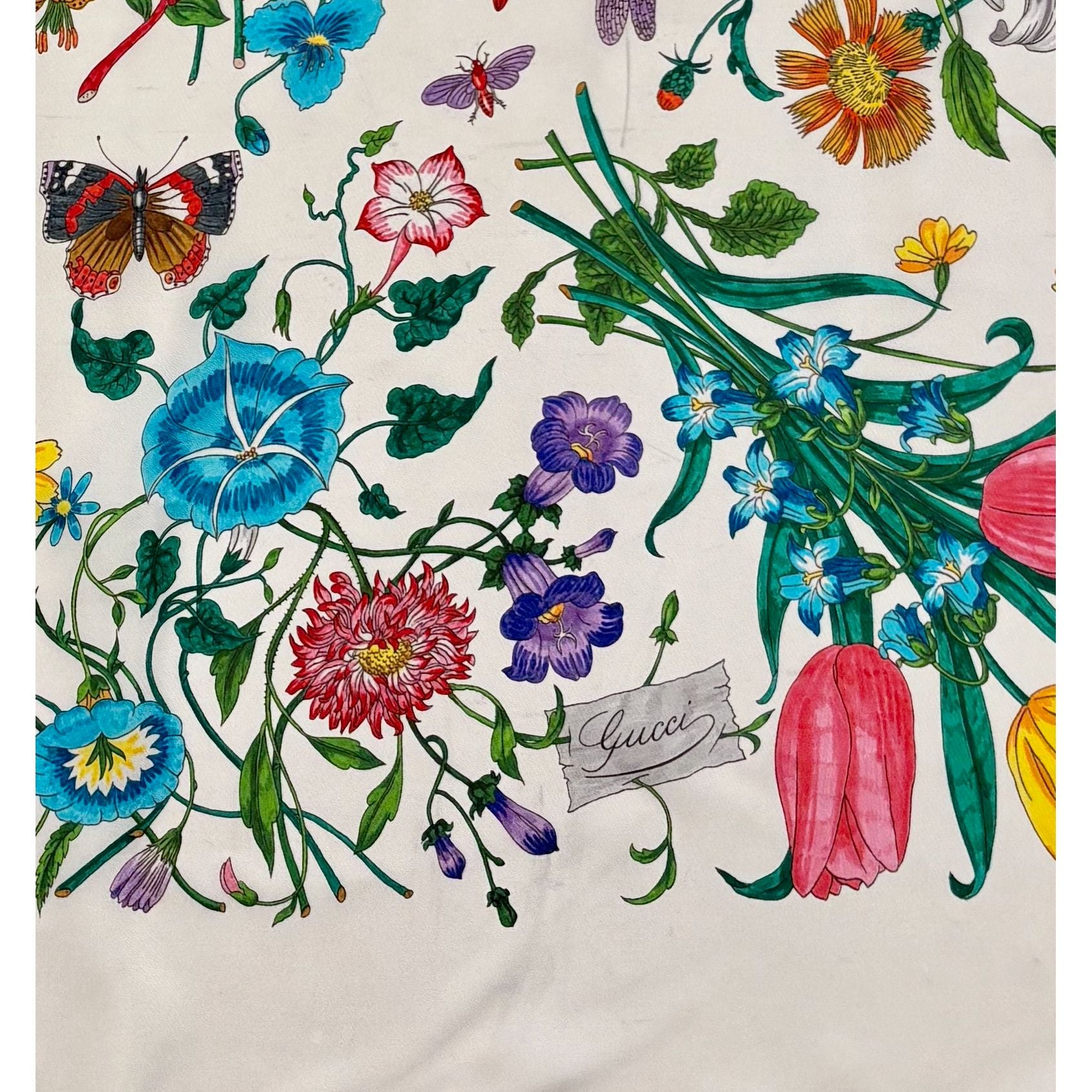 Gucci 'The Art of Silk Flora' Square Scarf in White – LACMA Store