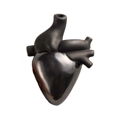 Corazón Barro Negro (Black Clay Heart) Vase