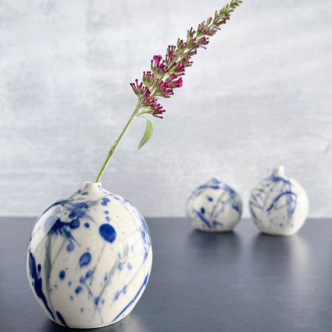 SALE: Frenzy Bud Vase Round